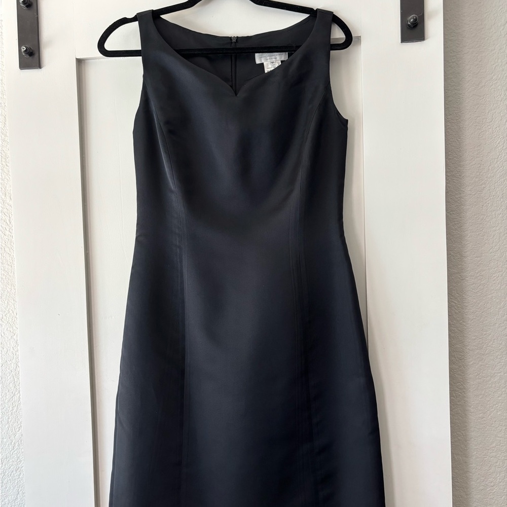Barneys New York Black Sleeveless V-Neck Sheath Dress